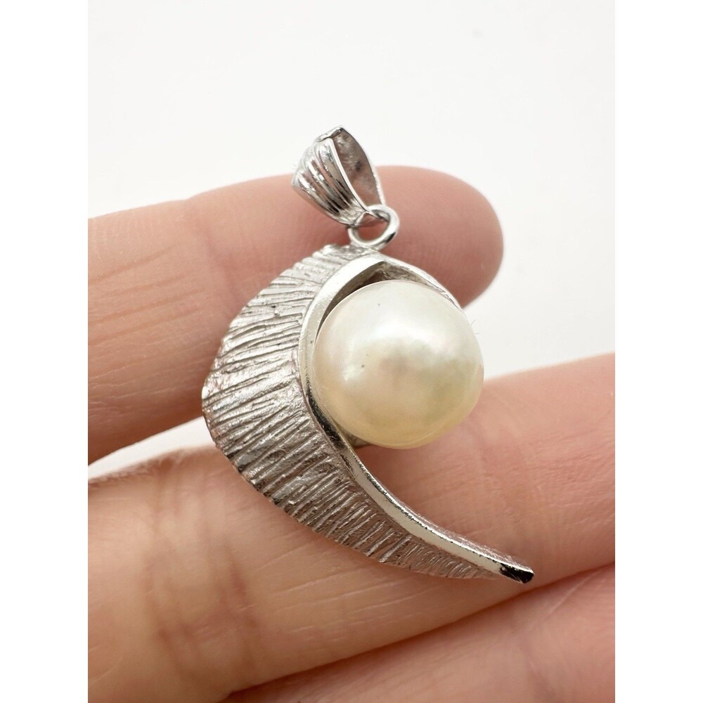 Vintage Silver Freshwater Cultured Pearl Modernist Pendant